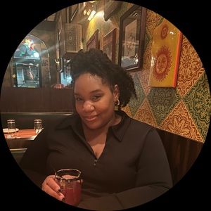 Meet your Posher, Monae